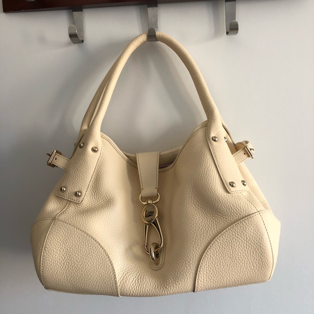 NWOT Dooney & Bourke Medium Logo Lock Satchel